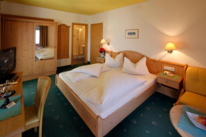 Hotel Am Reschensee Curon Venosta